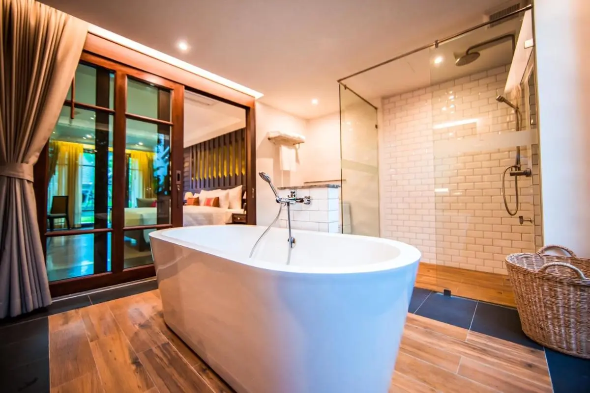 Modern Bathroom with Freestanding Bathtub and Glass Shower in Hai Ya Chiang Mai