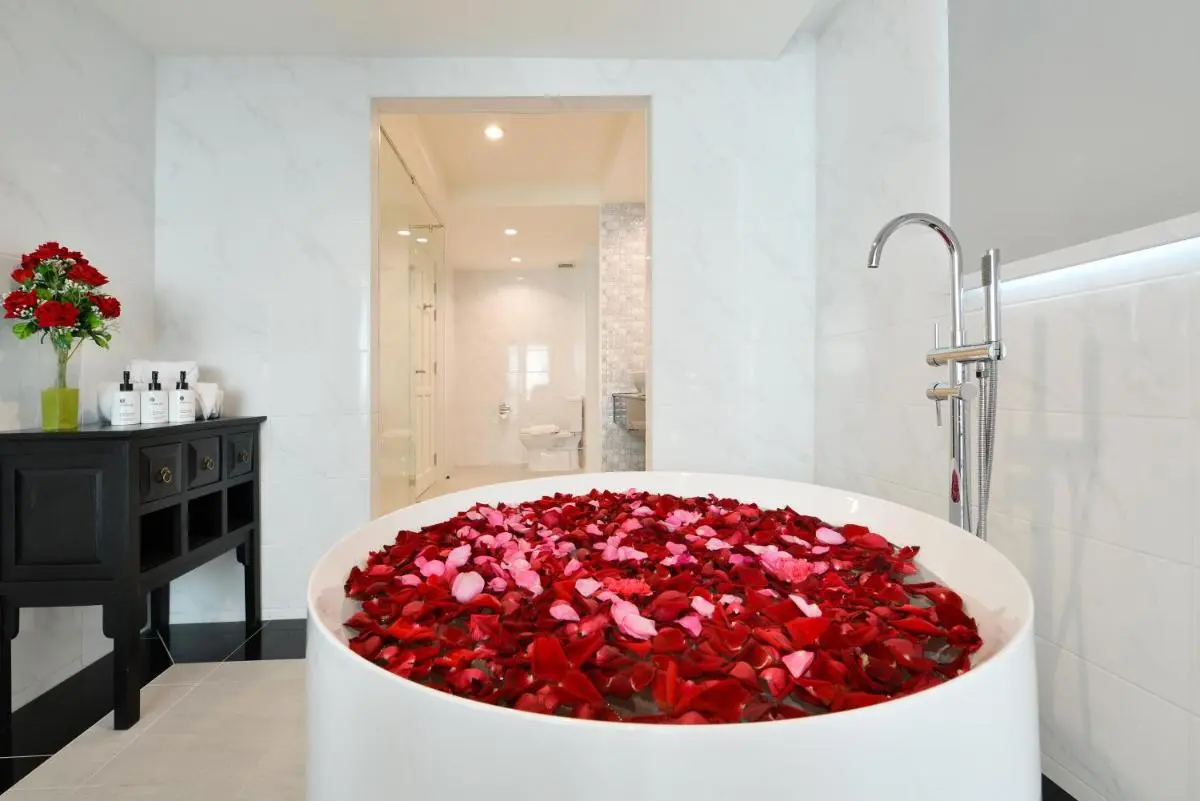 Modern Bathroom with Freestanding Bathtub and Spa Features in Phra Nakhon