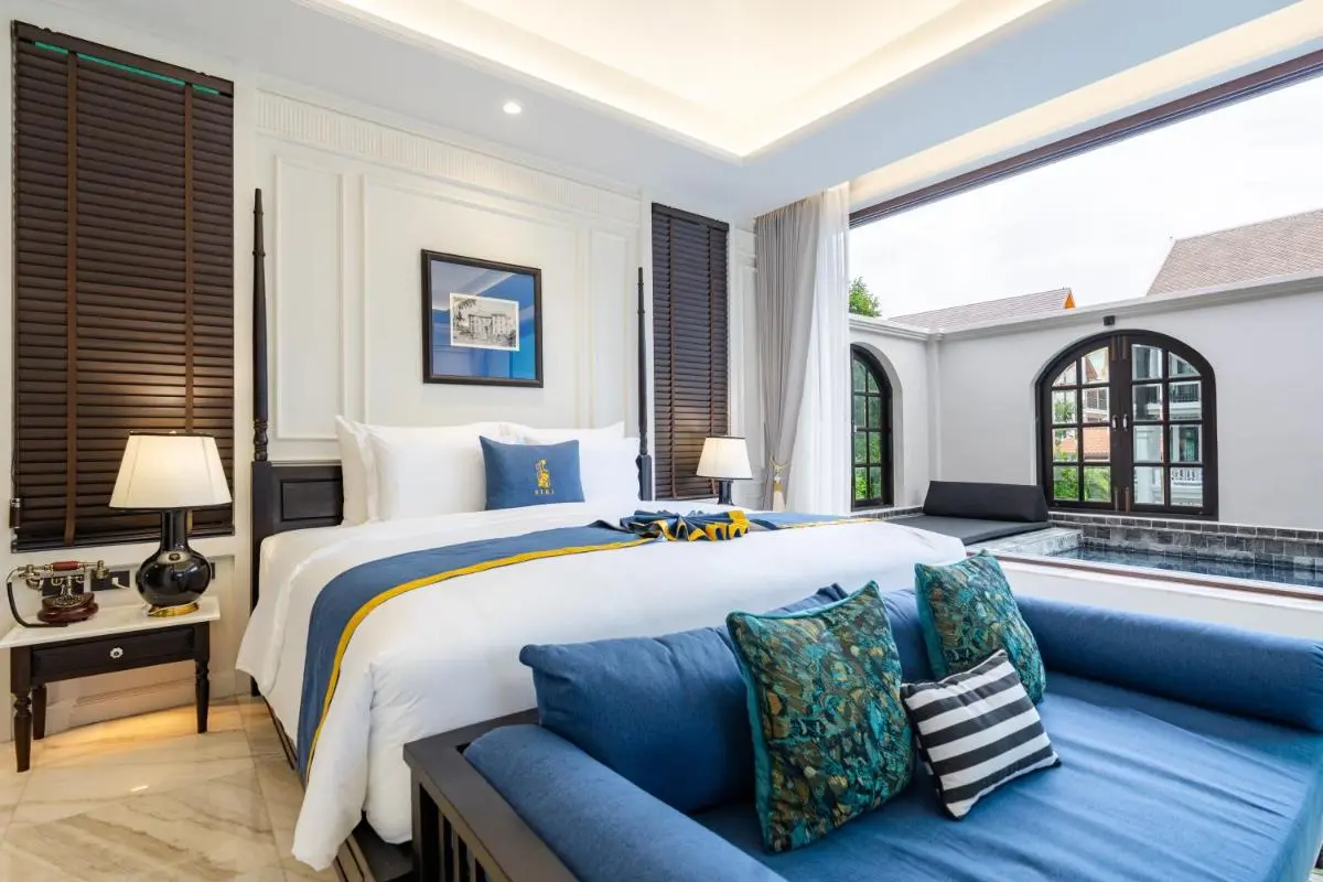 Modern Bedroom with Outdoor Pool and Jacuzzi Seating Area in Phra Sing Chiang Mai