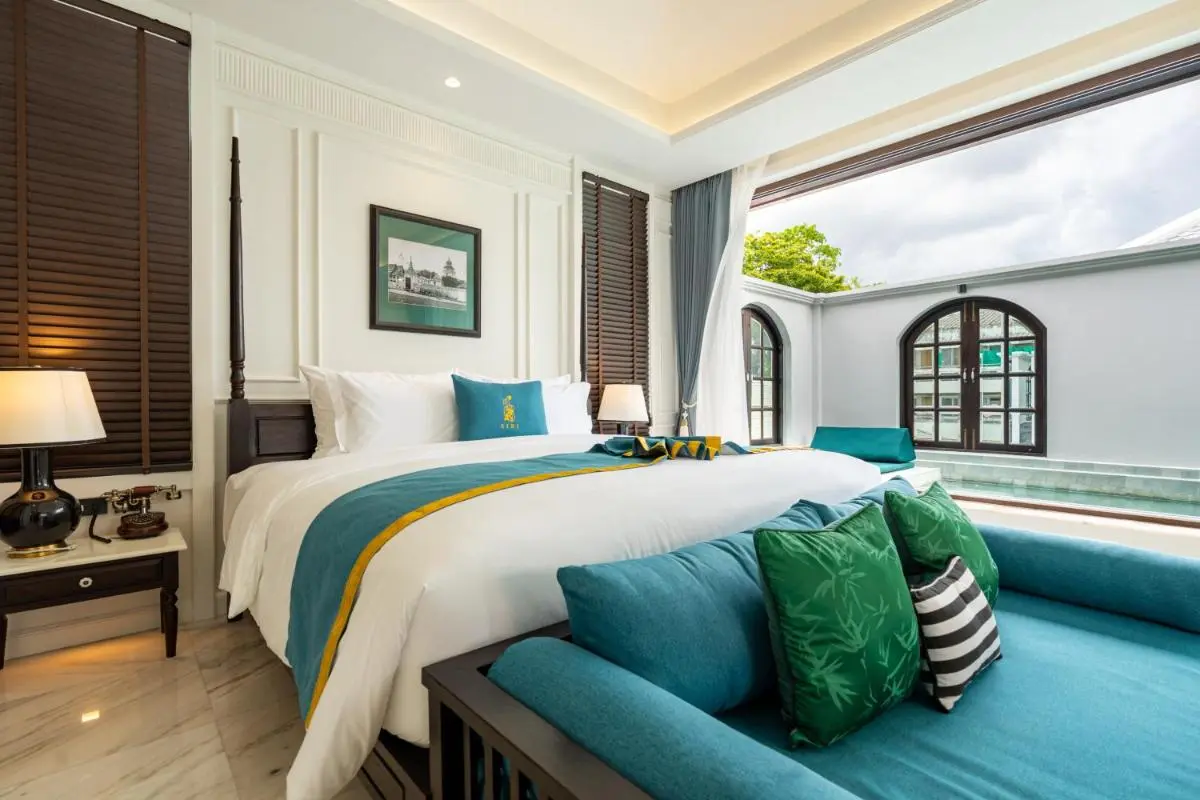 Siri Villa Chiang Mai Modern Bedroom with Pool View and Jacuzzi Area in Phra Sing Chiang Mai