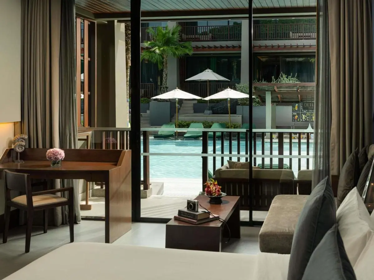 Avista Hideaway Phuket Patong - MGallery Modern Indoor Room with Outdoor Pool and Lounge Area at Patong Beach