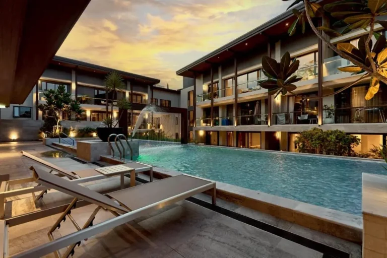 Modern Outdoor Swimming Pool and Relaxation Area in Chang Phueak Chiang Mai