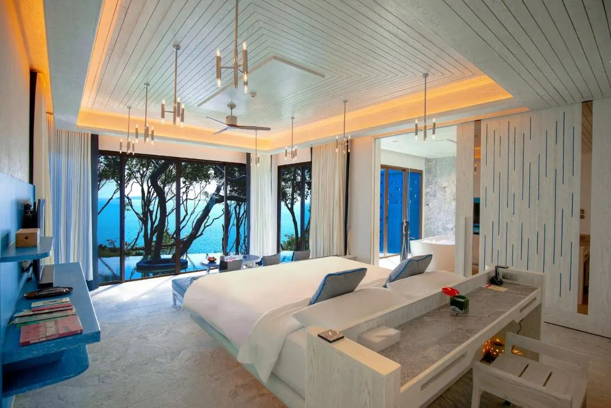 Phuket Province Modern Spacious Bedroom with Freestanding Bathtub and Scenic Panwa Beach View