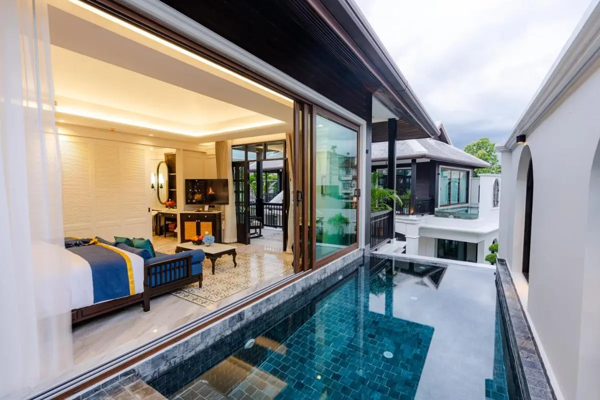 Modern Suite with Private Outdoor Pool and Indoor-Outdoor Living in Phra Sing Chiang Mai