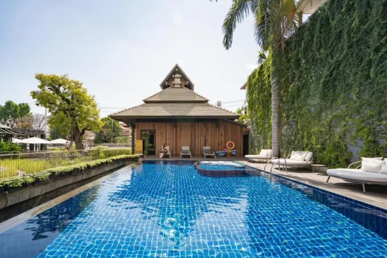 Outdoor Swimming Pool and Jacuzzi Area with Wooden Deck in Phra Sing Chiang Mai