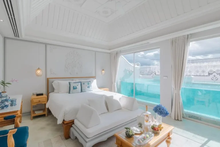 Private Room with Direct Access to Elevated Pool in Phra Sing Chiang Mai