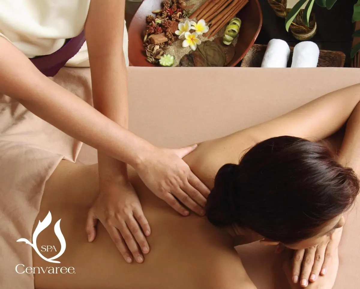 Relaxing Back Massage and Spa Treatment with Aromatic Elements in Pathumwan Wellness Center
