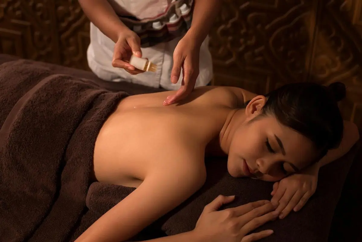 Bangkok Province Relaxing Indoor Back Massage Therapy Session in Wattana Spa Setting