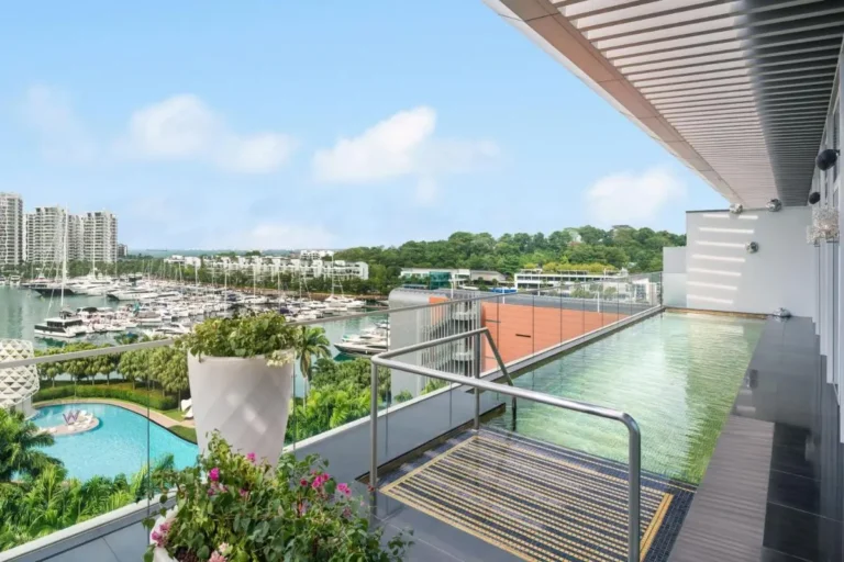 Rooftop Infinity Pool and Marina Views on Sentosa Island Singapore