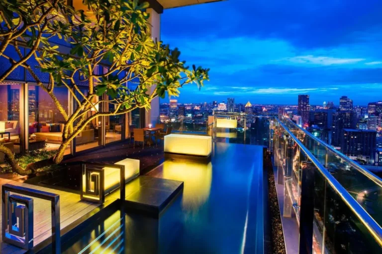Rooftop Infinity Pool and Modern Deck with City Views in Pathumwan Bangkok