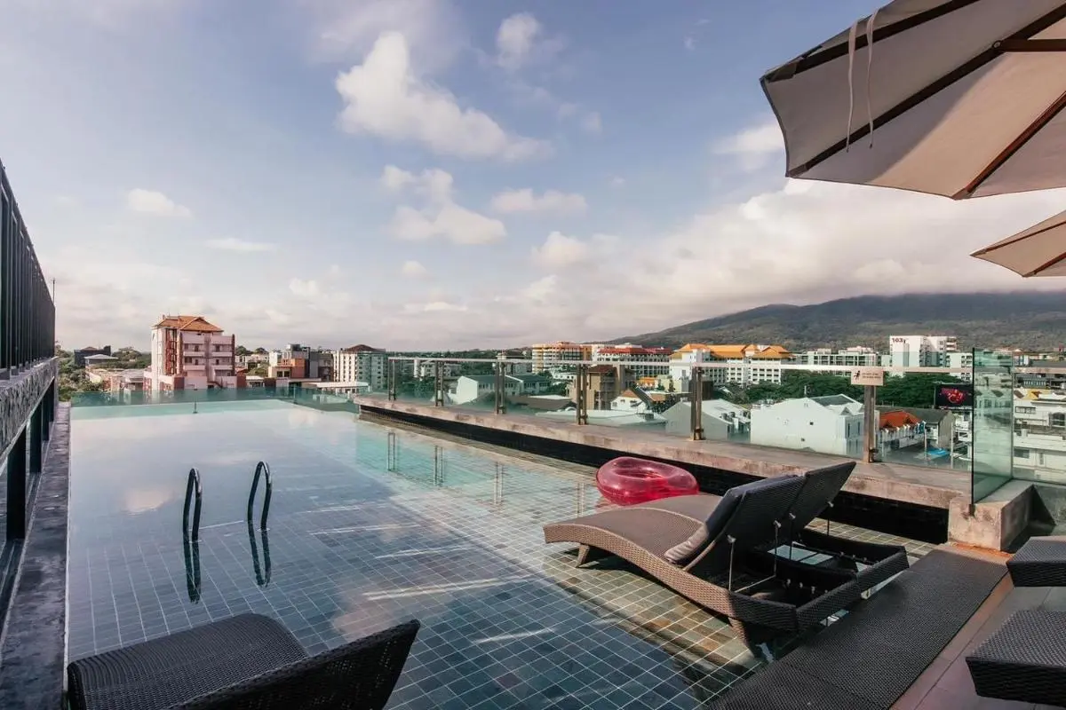 Art Mai Gallery Nimman Hotel Chiang Mai Rooftop Infinity Pool with Urban and Mountain Views in Chiang Mai City