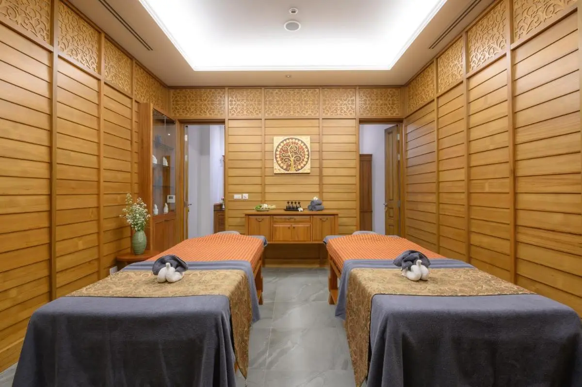 Chiang Mai Province Serene Wellness Room with Dual Massage Tables and Spa Amenities in Chang Khlan Chiang Mai
